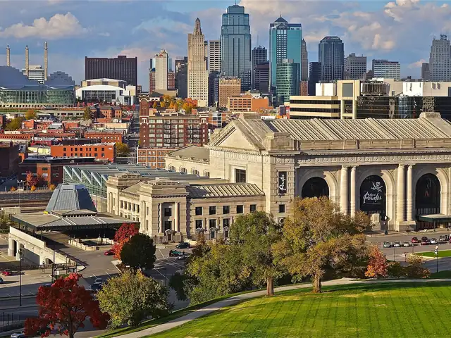 Kansas City skyline behind Union Station. Flights from Kansas City to Las Vegas