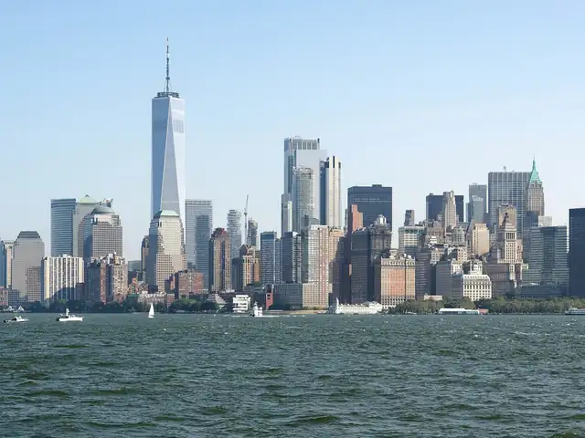 Lower Manhattan skyline seen from Upper New York Bay. Flights from Denver to New York